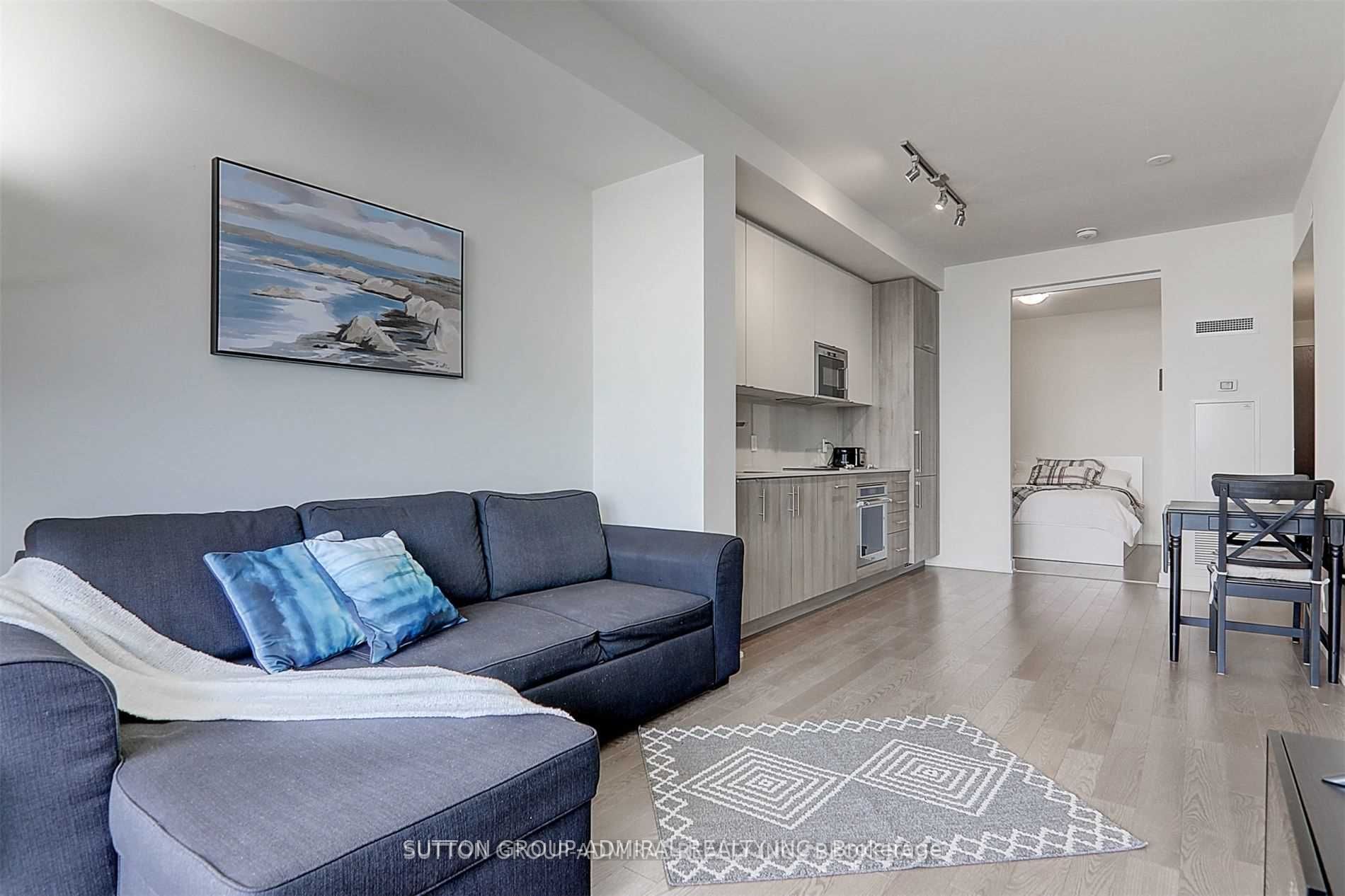 330 Richmond St W, #2312