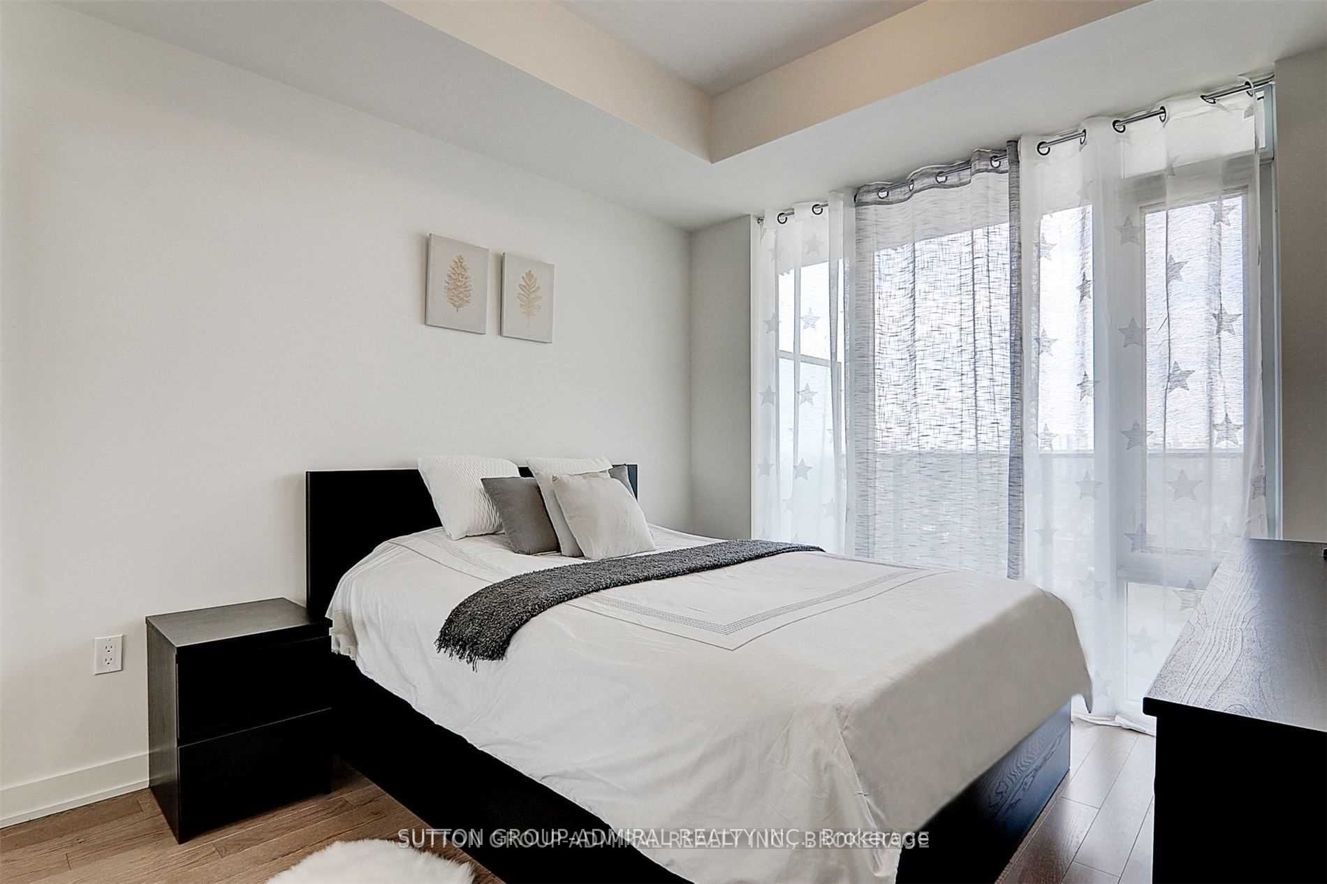 330 Richmond St W, #2312