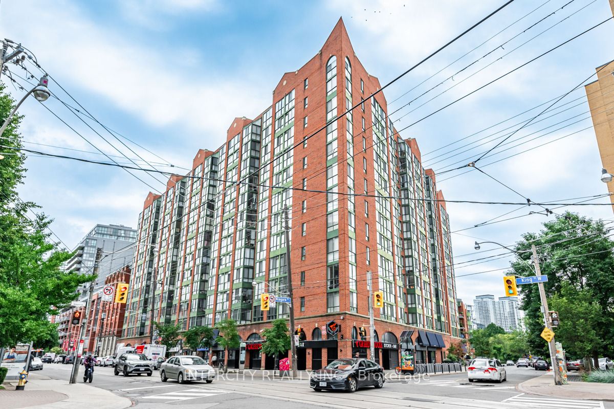 801 King St W, #924