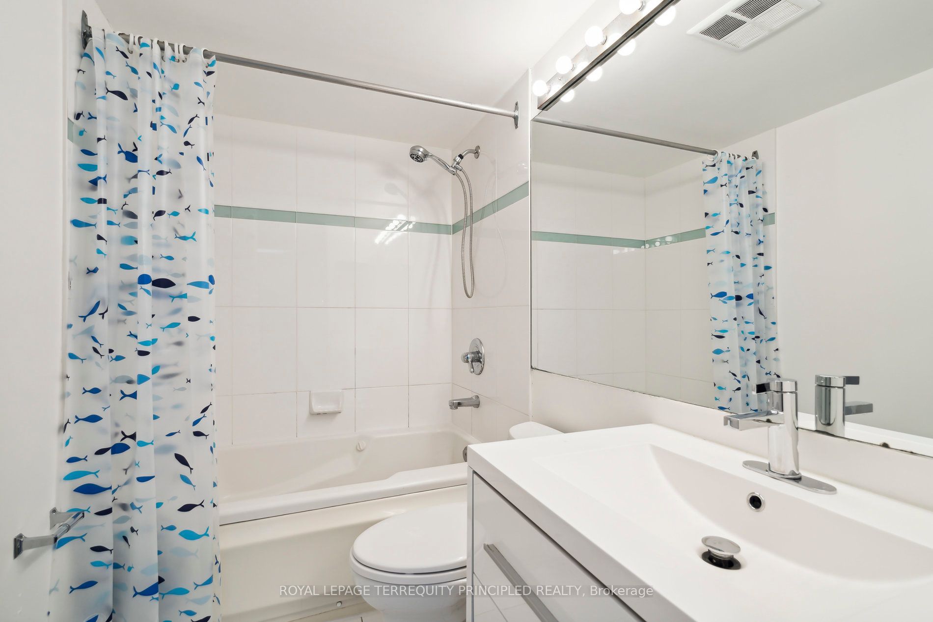 942 Yonge Street #418