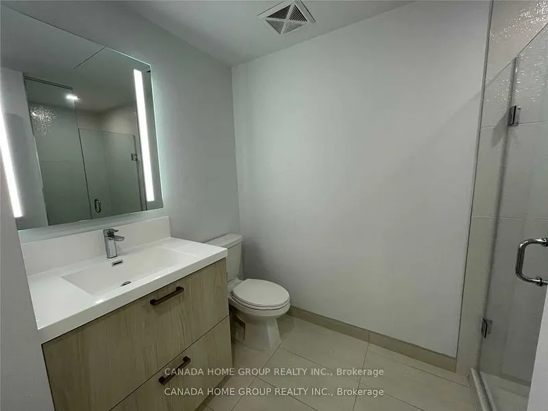 50 Mccaul St, #303