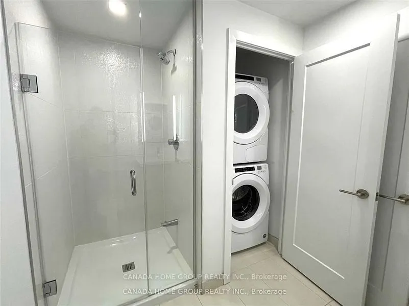 50 Mccaul St, #303