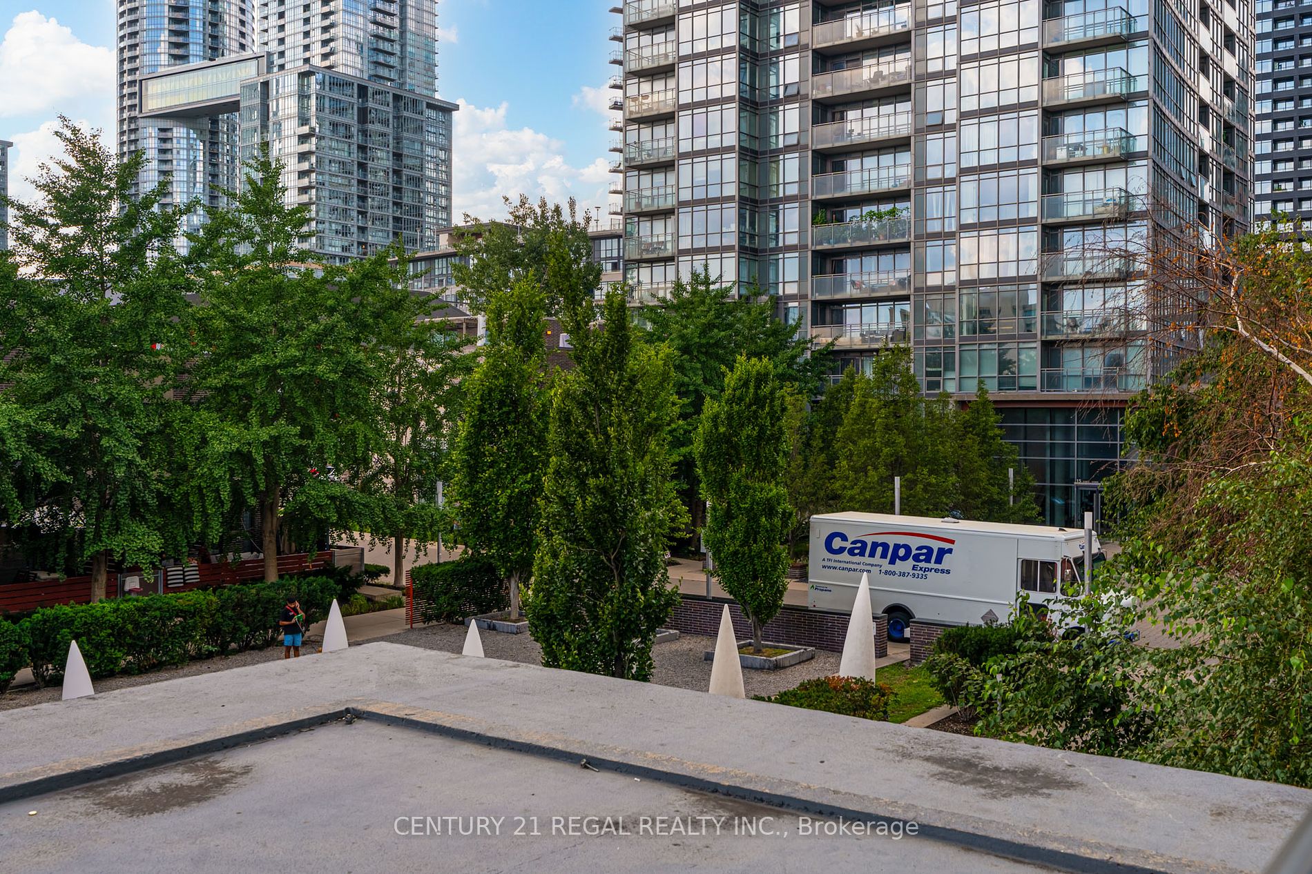 11 Brunel Court, #216