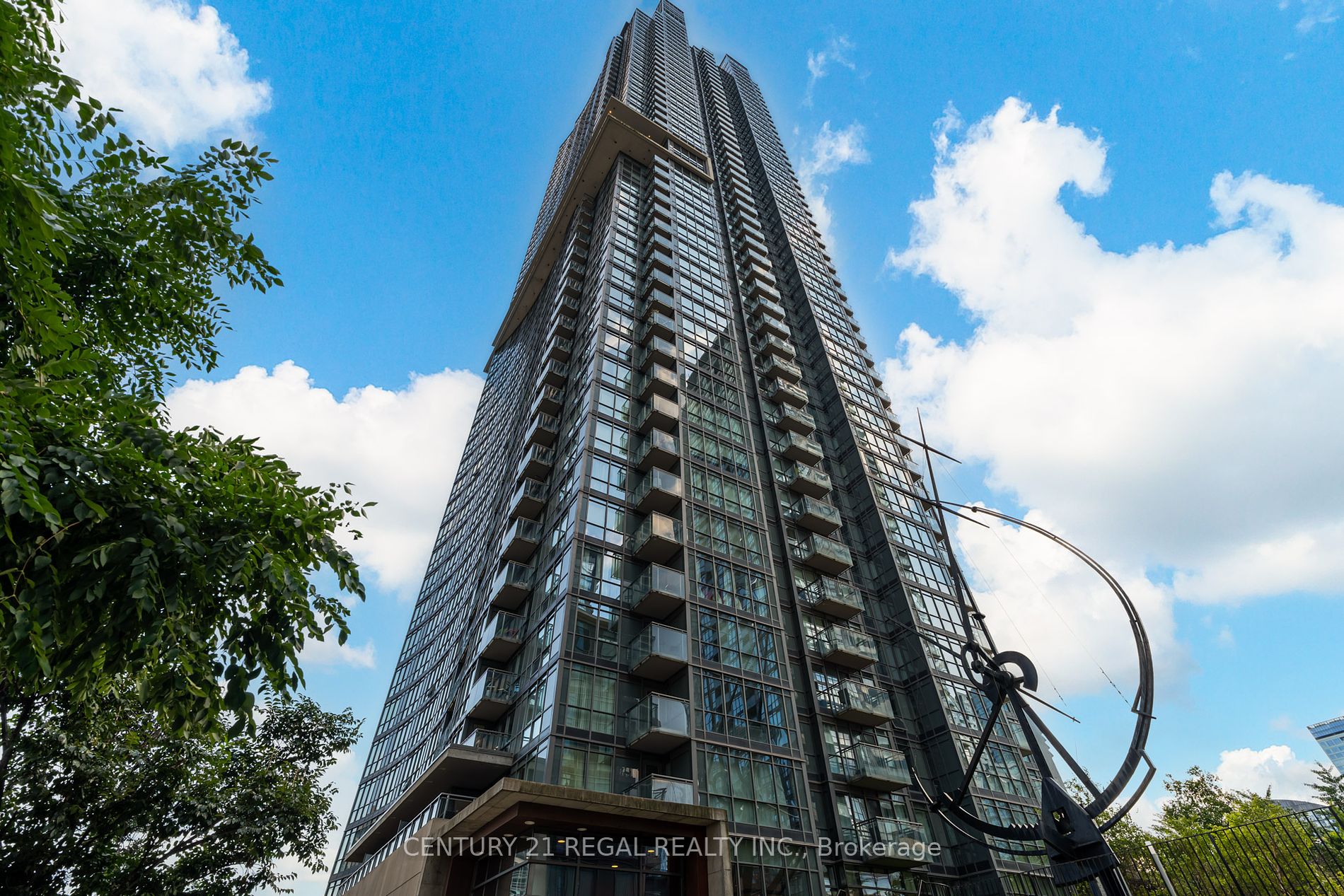 11 Brunel Court, #216