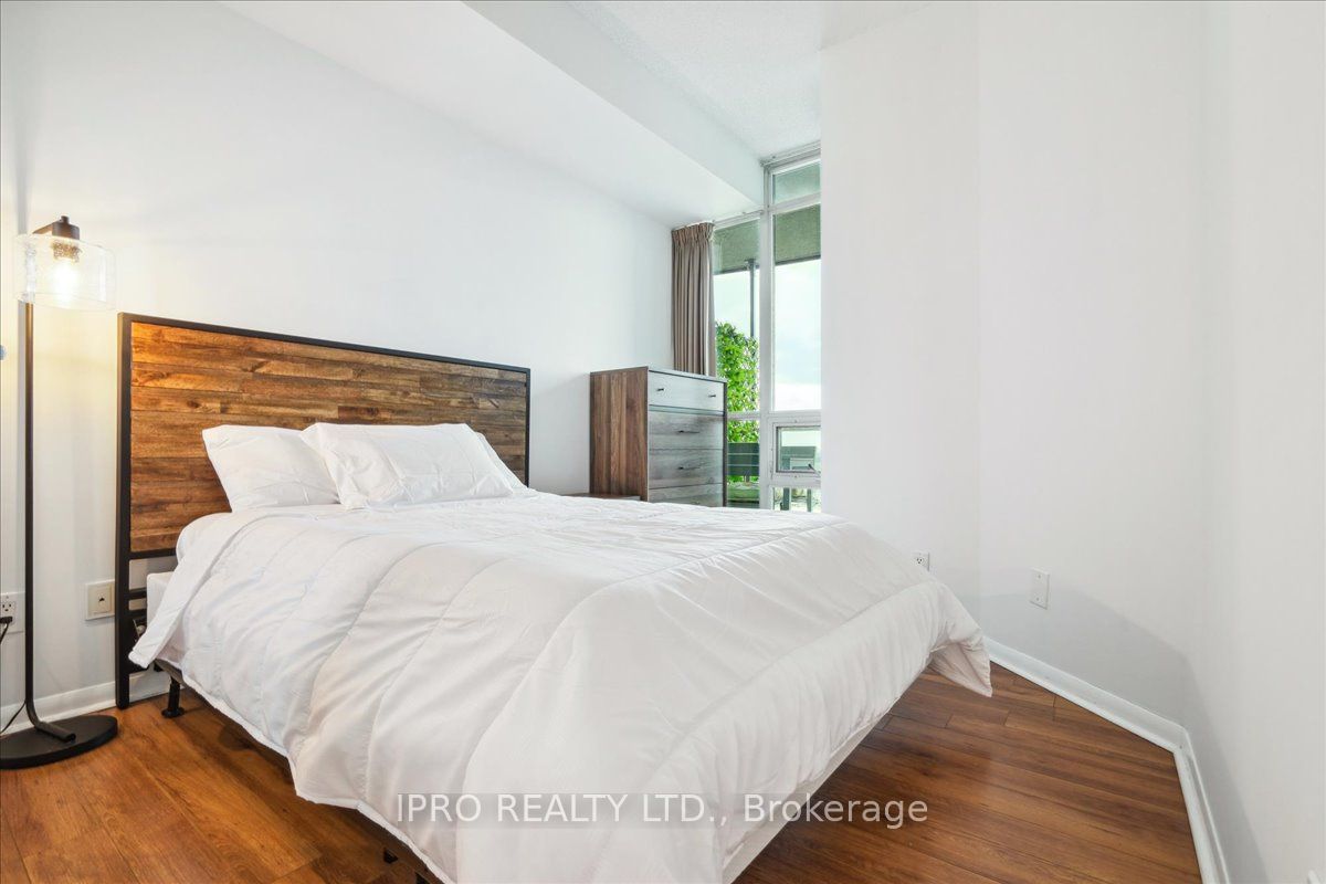 219 Fort York Blvd, #3411