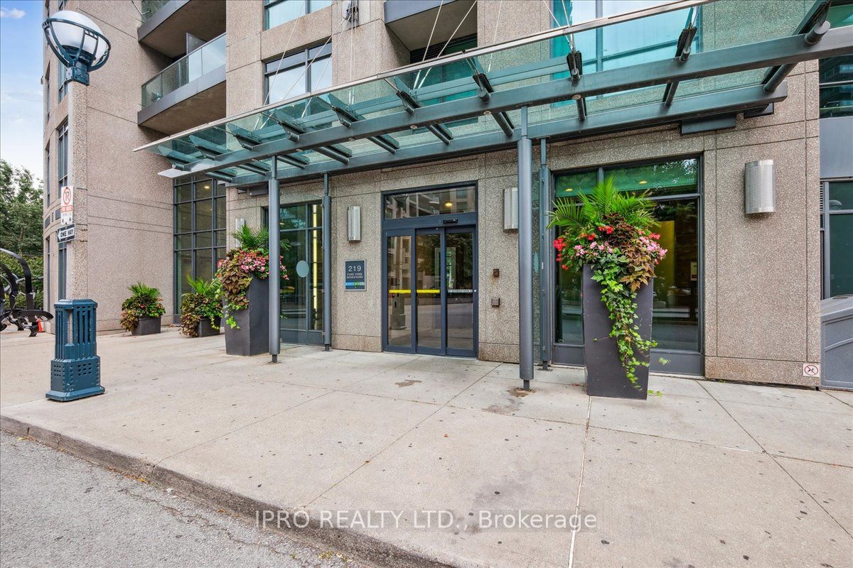219 Fort York Blvd, #3411