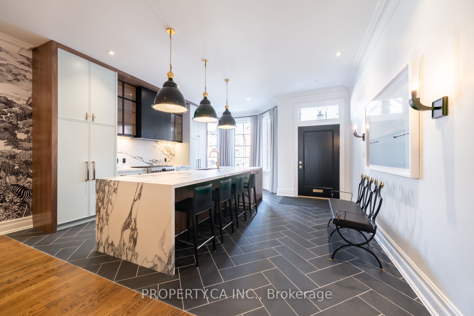43 Bernard Ave
