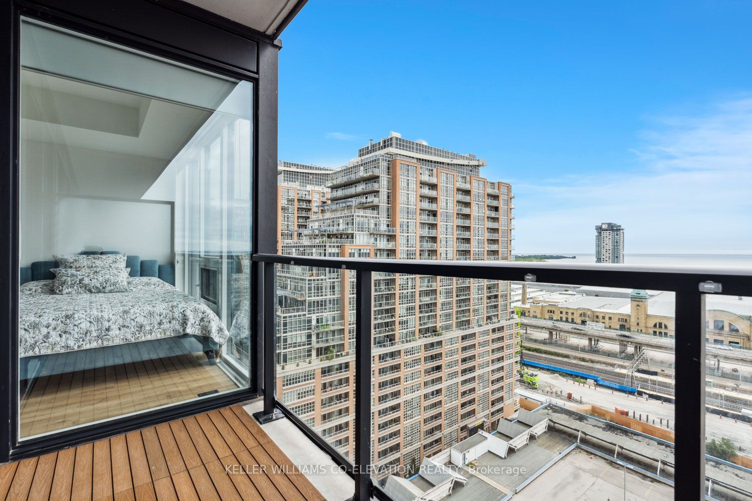 135 East Liberty St, #1312
