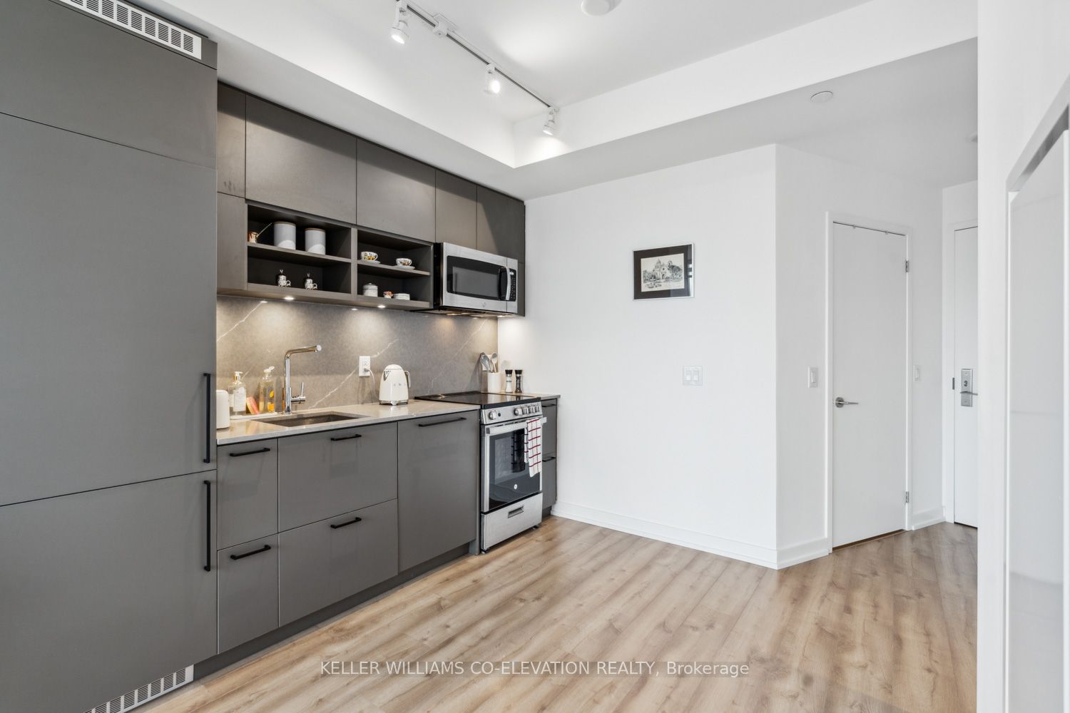 135 East Liberty St, #1312
