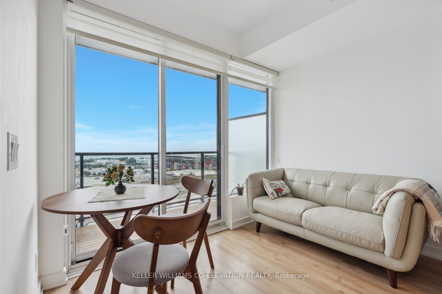 135 East Liberty St, #1312