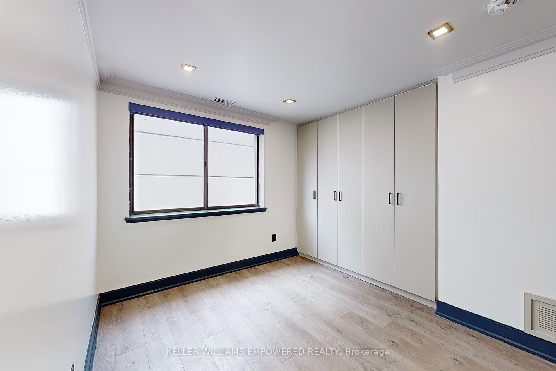 166 Sherwood Avenue, #4