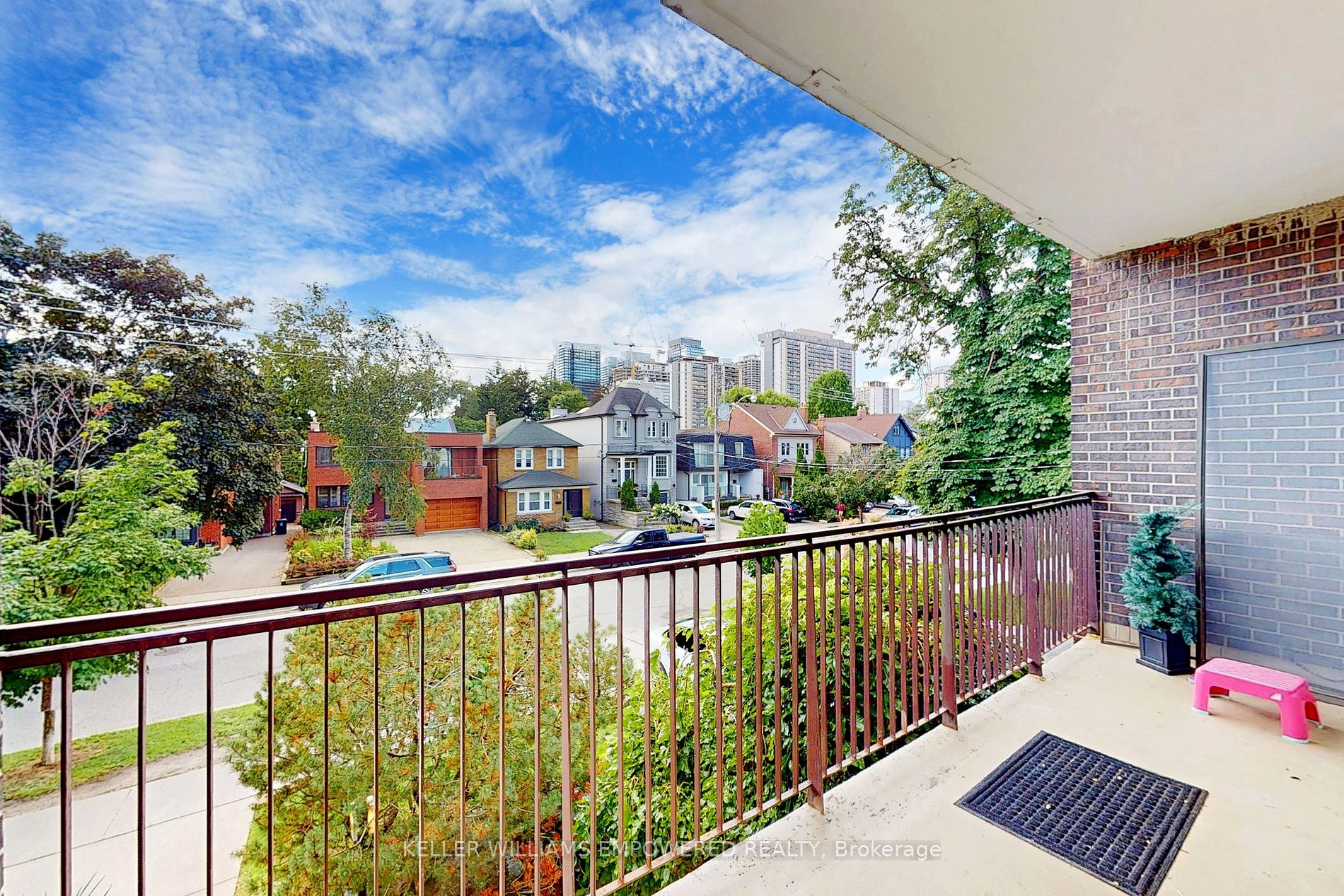 166 Sherwood Avenue, #4