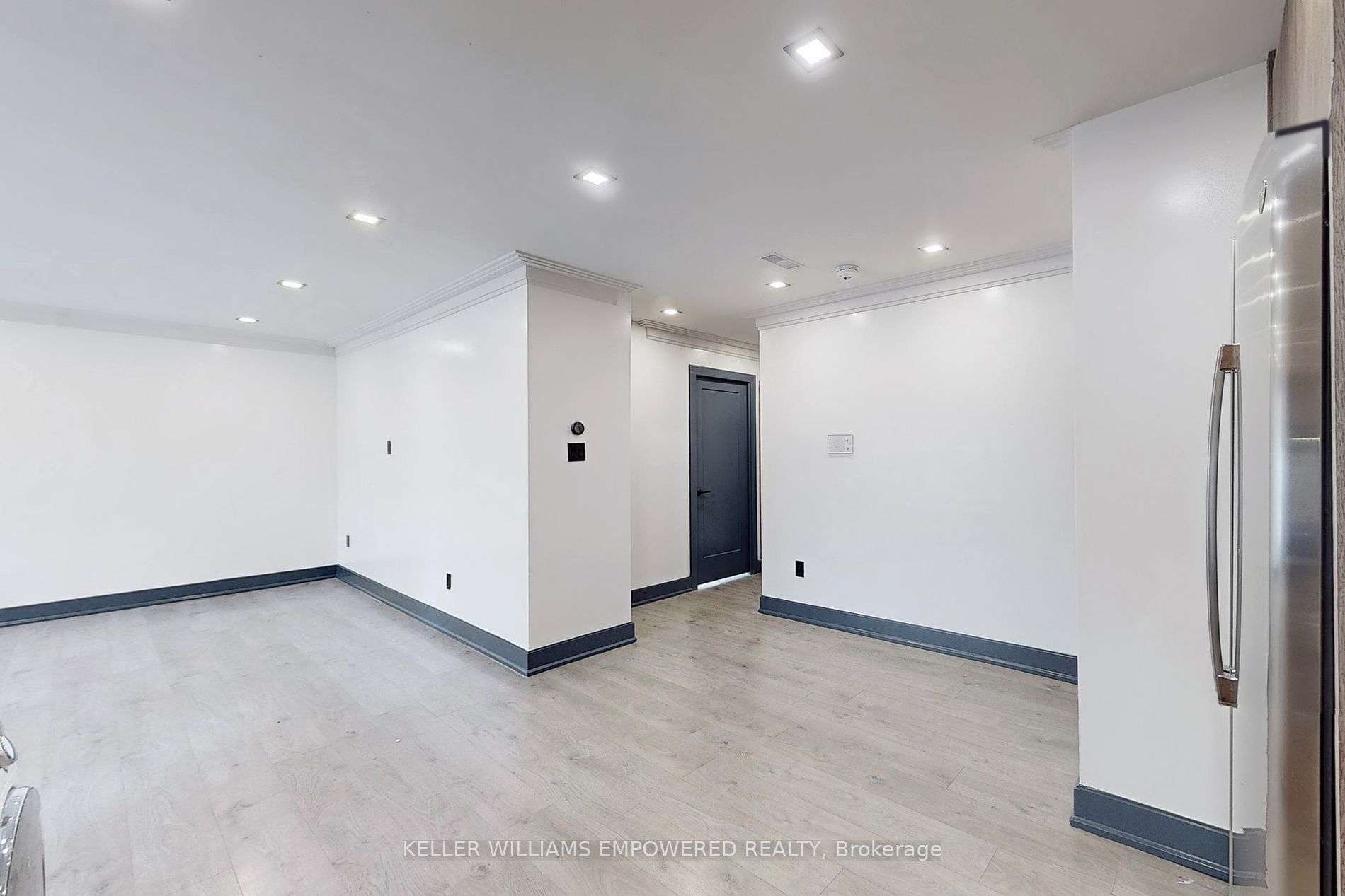 166 Sherwood Avenue, #4