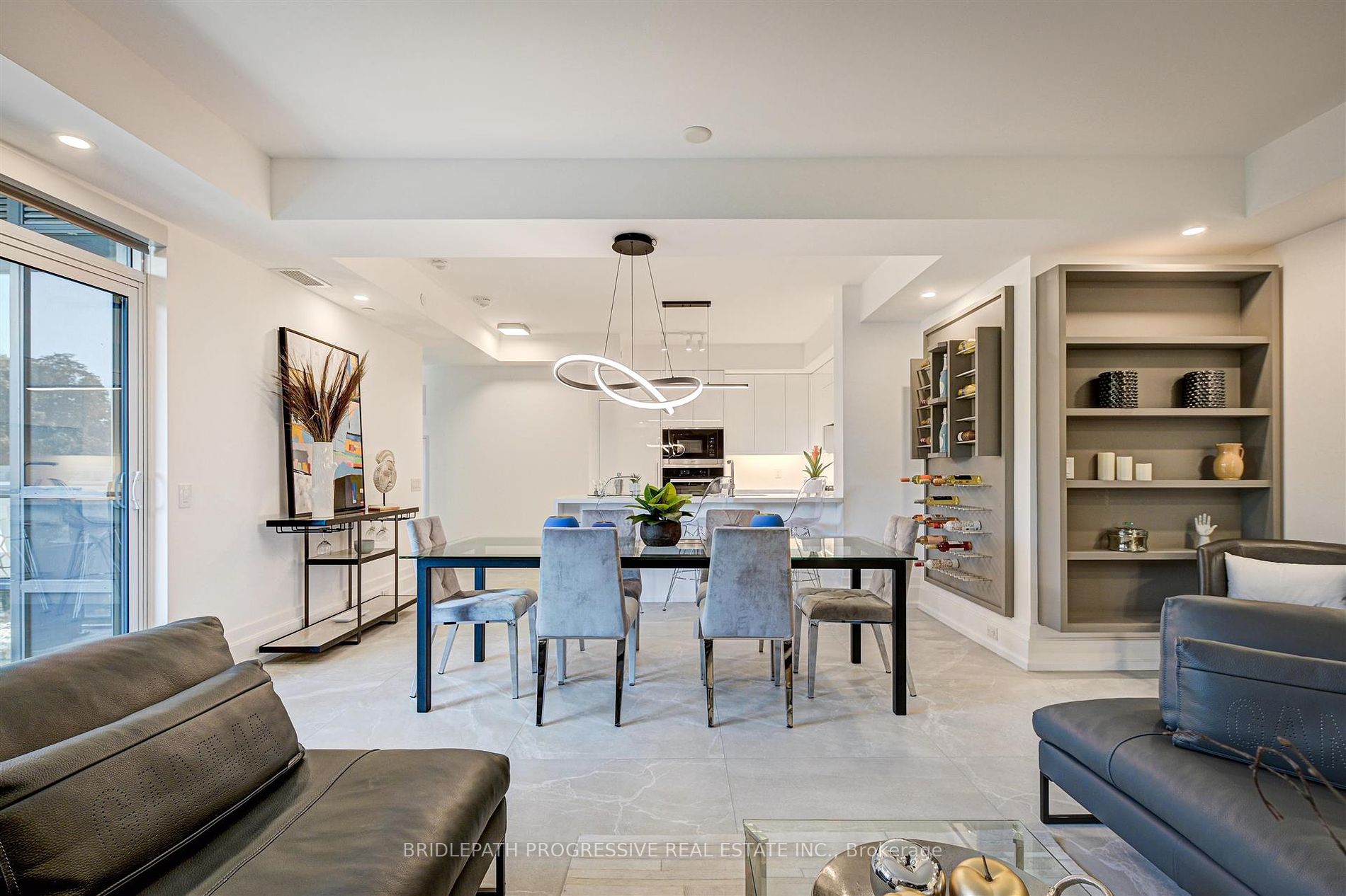 3 Southvale Dr, #301