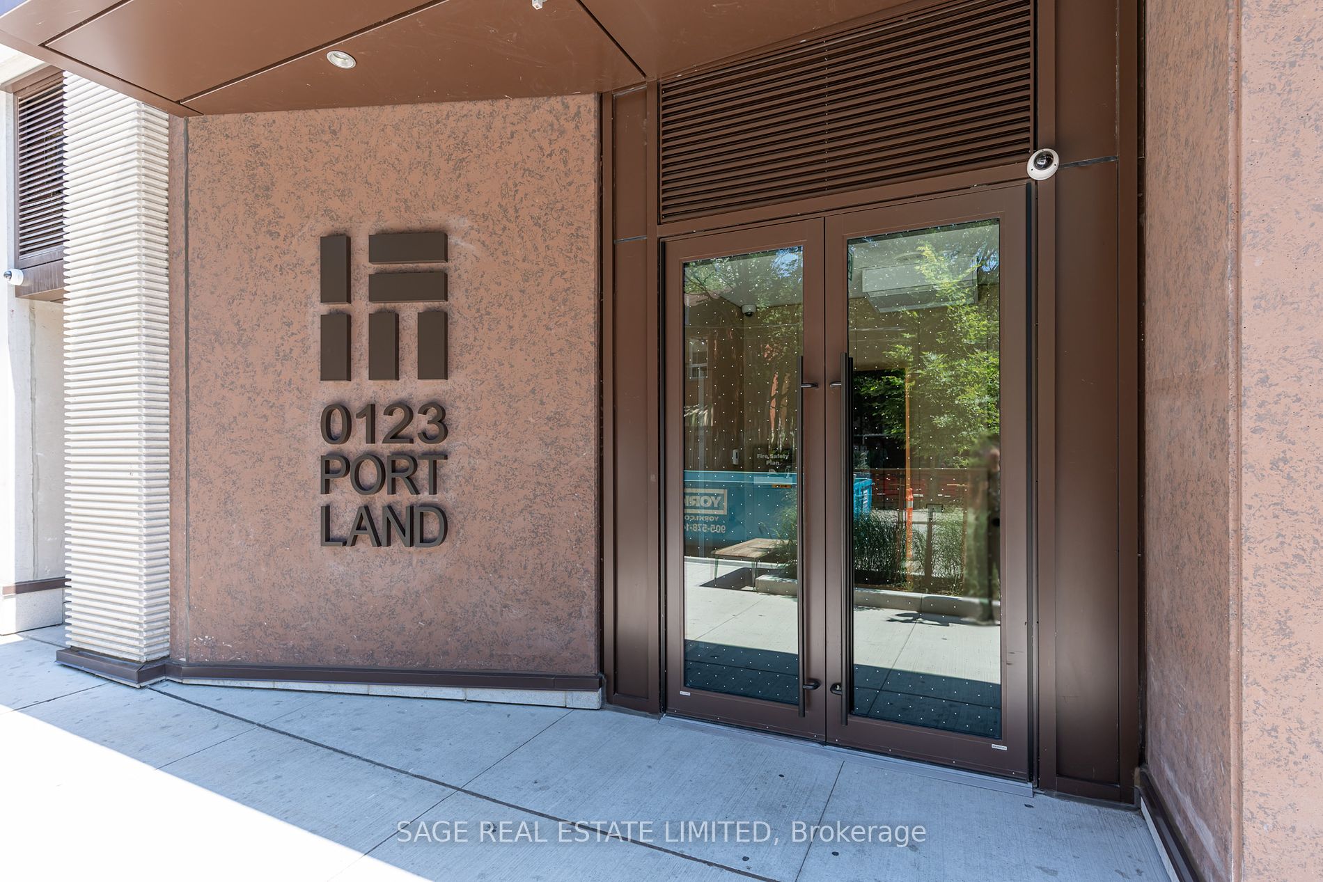 123 Portland St, #205