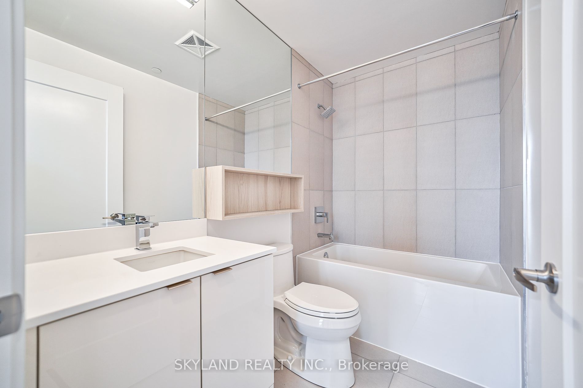 70 Princess Street, #LPH2901