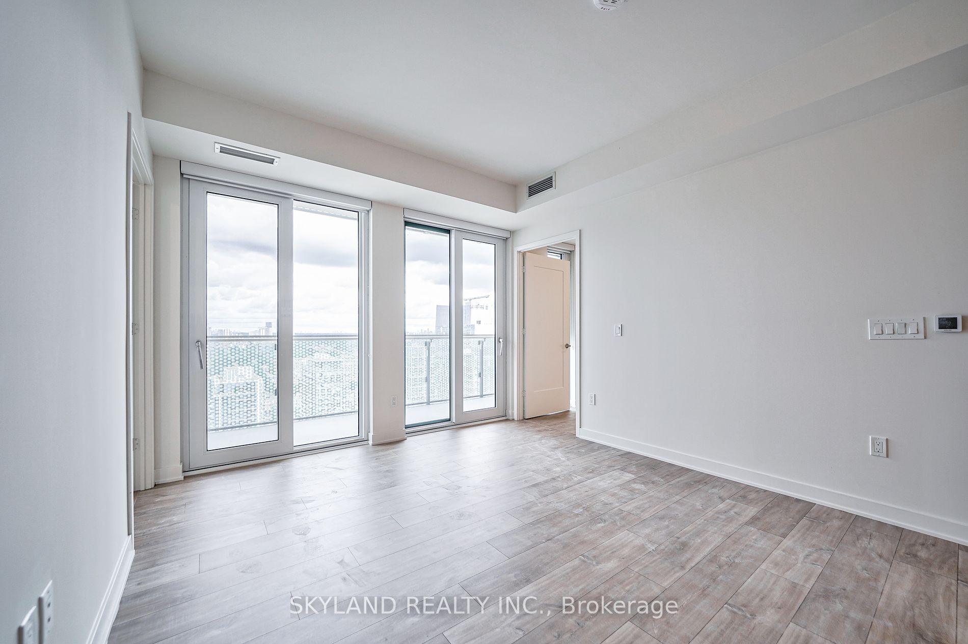 70 Princess Street, #LPH2901