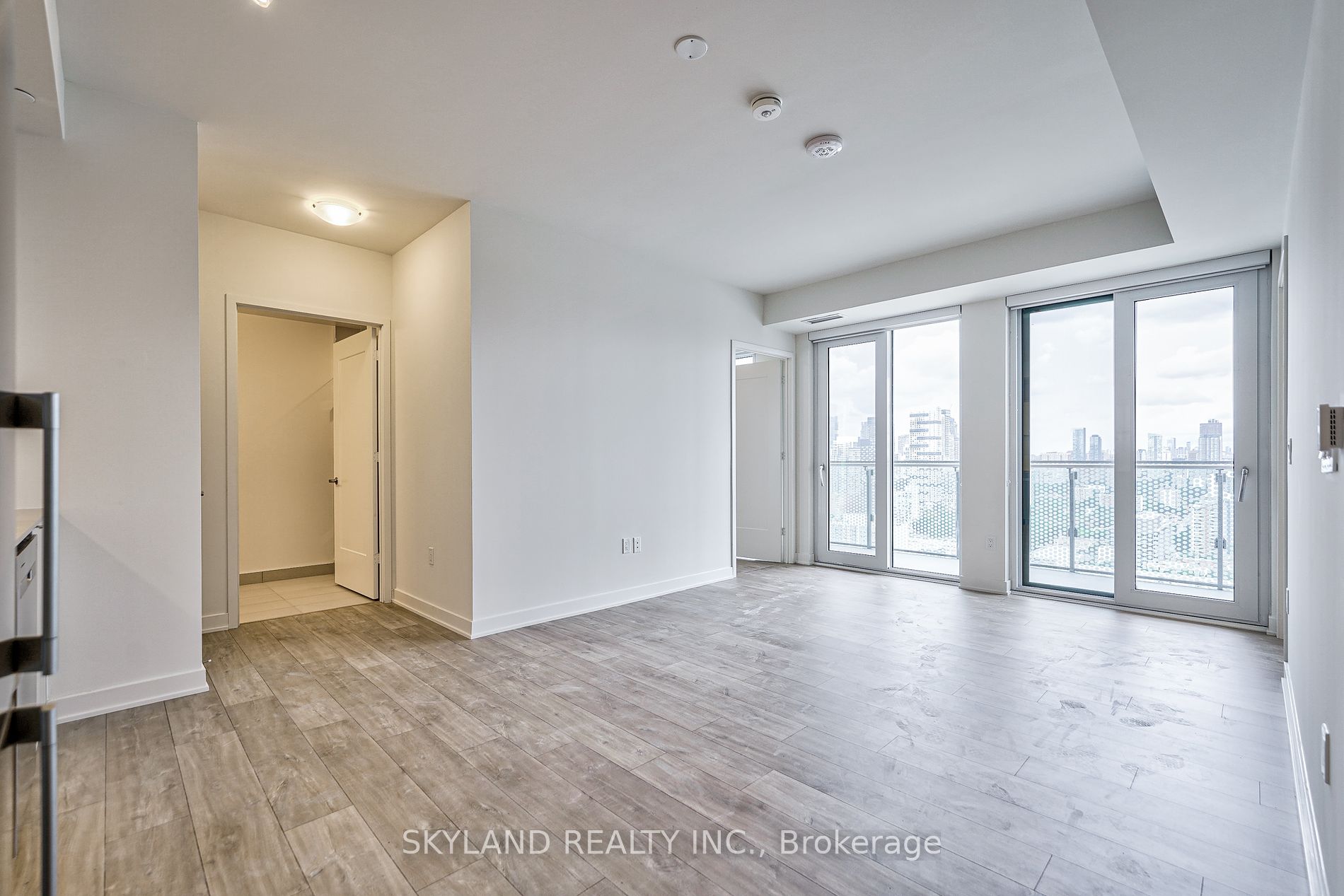 70 Princess Street, #LPH2901