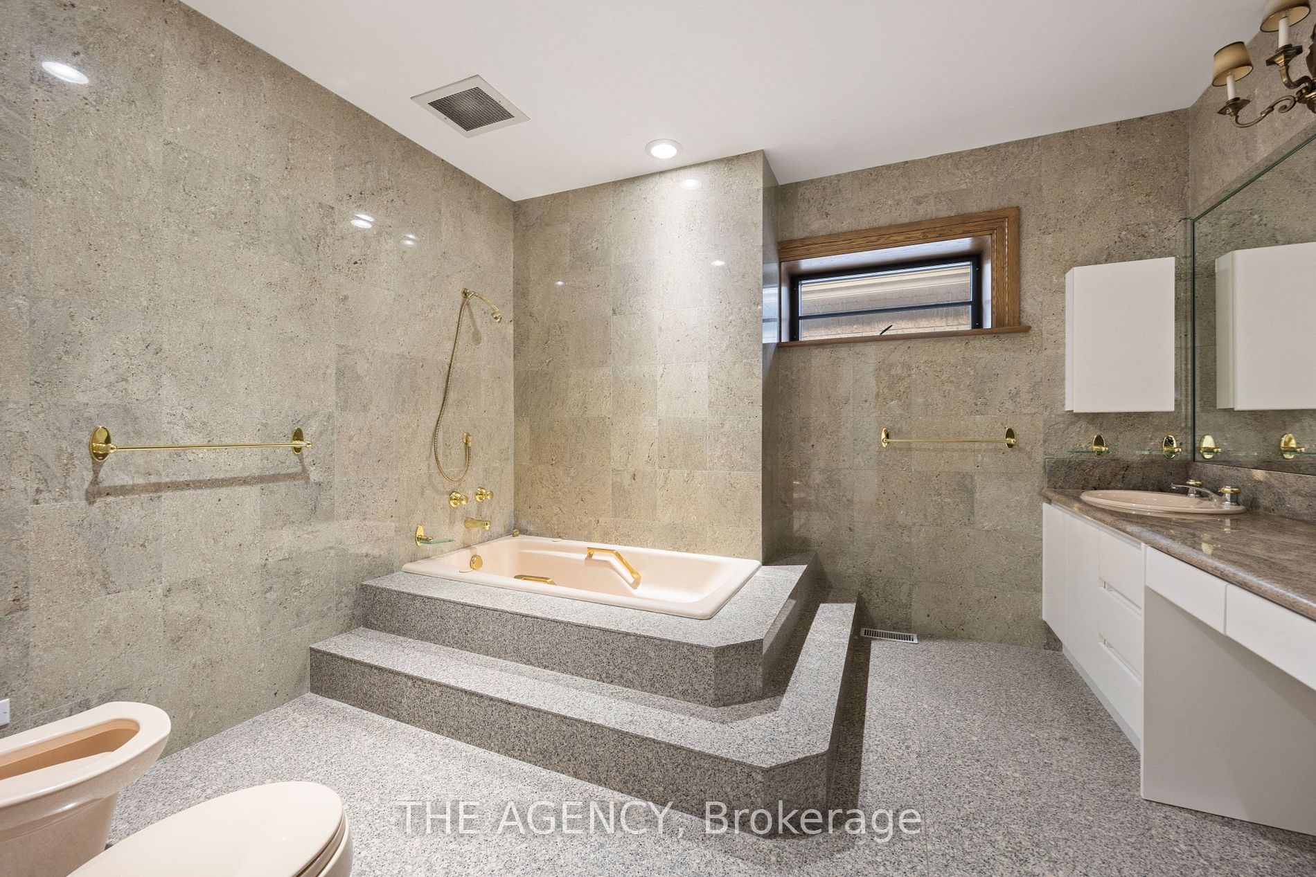 23 Bayview Rdge