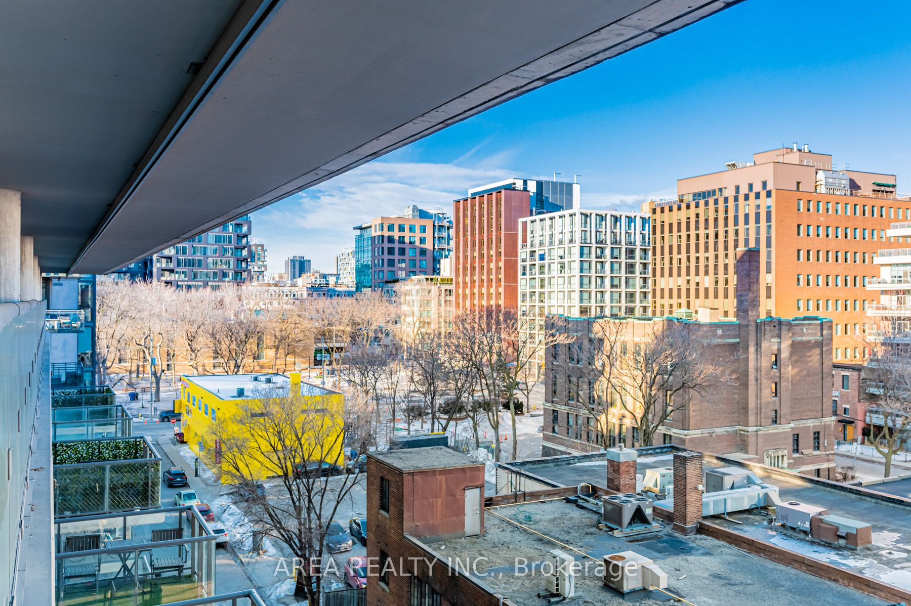 560 King Street W, #610