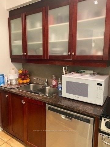 500 Queens Quay W, #912E