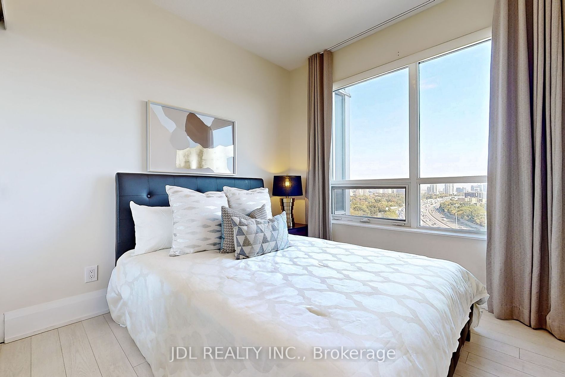 120 Harrison Garden Blvd, #1506
