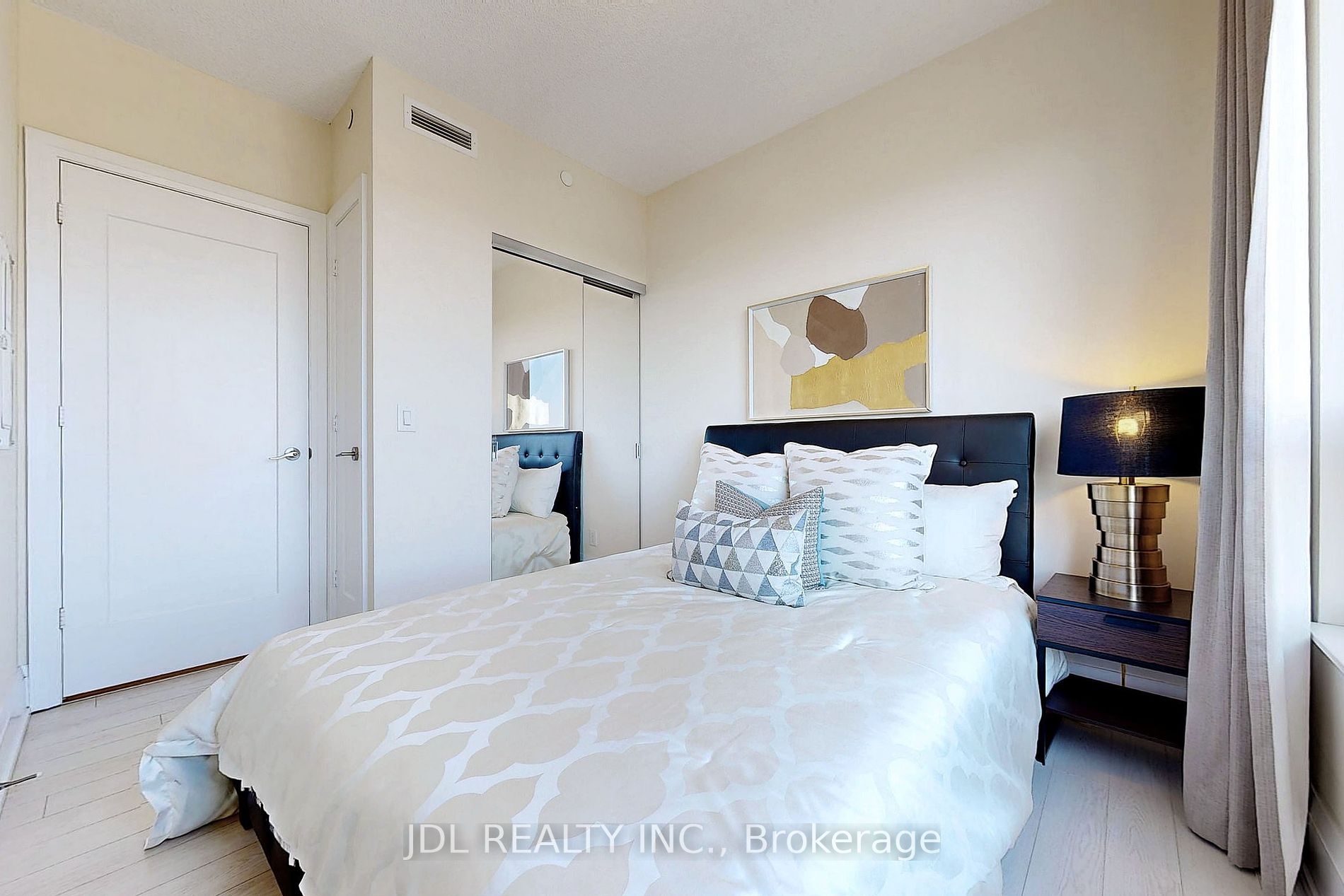120 Harrison Garden Blvd, #1506