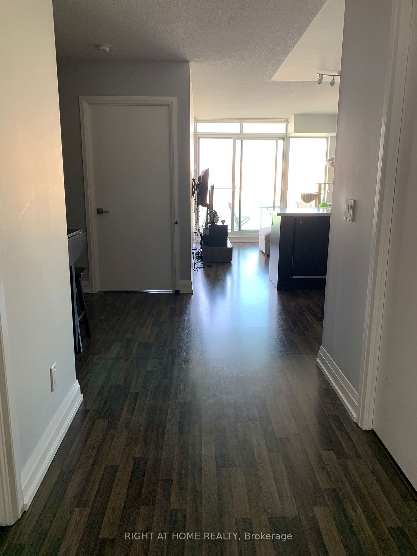 555 Wilson Ave, #1306