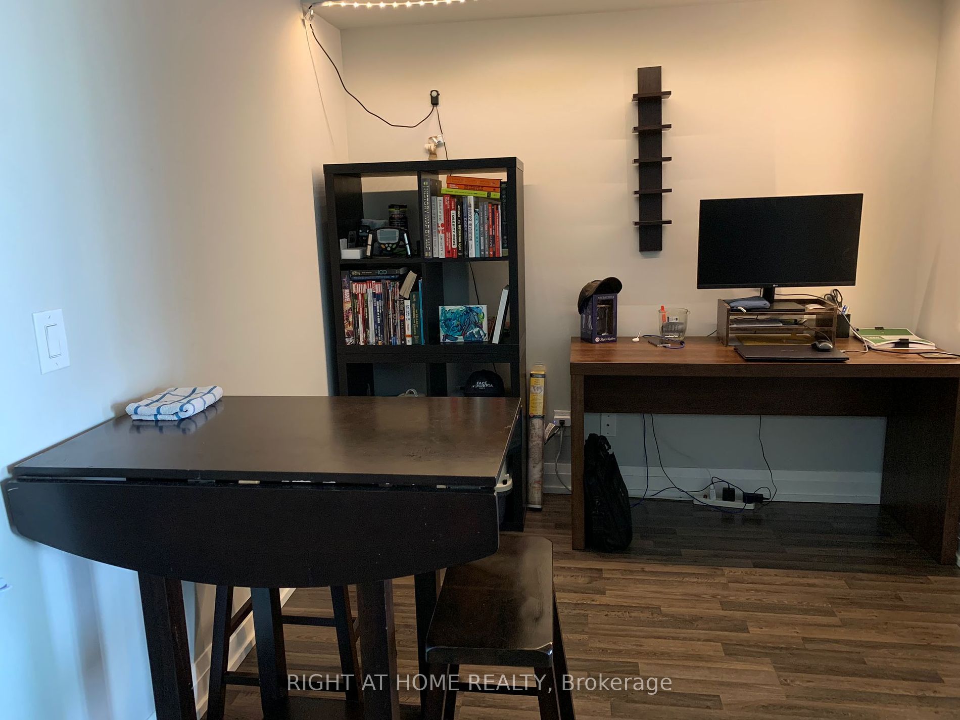555 Wilson Ave, #1306