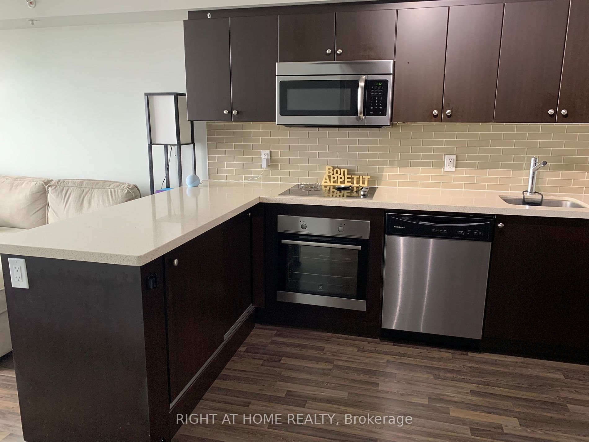 555 Wilson Ave, #1306