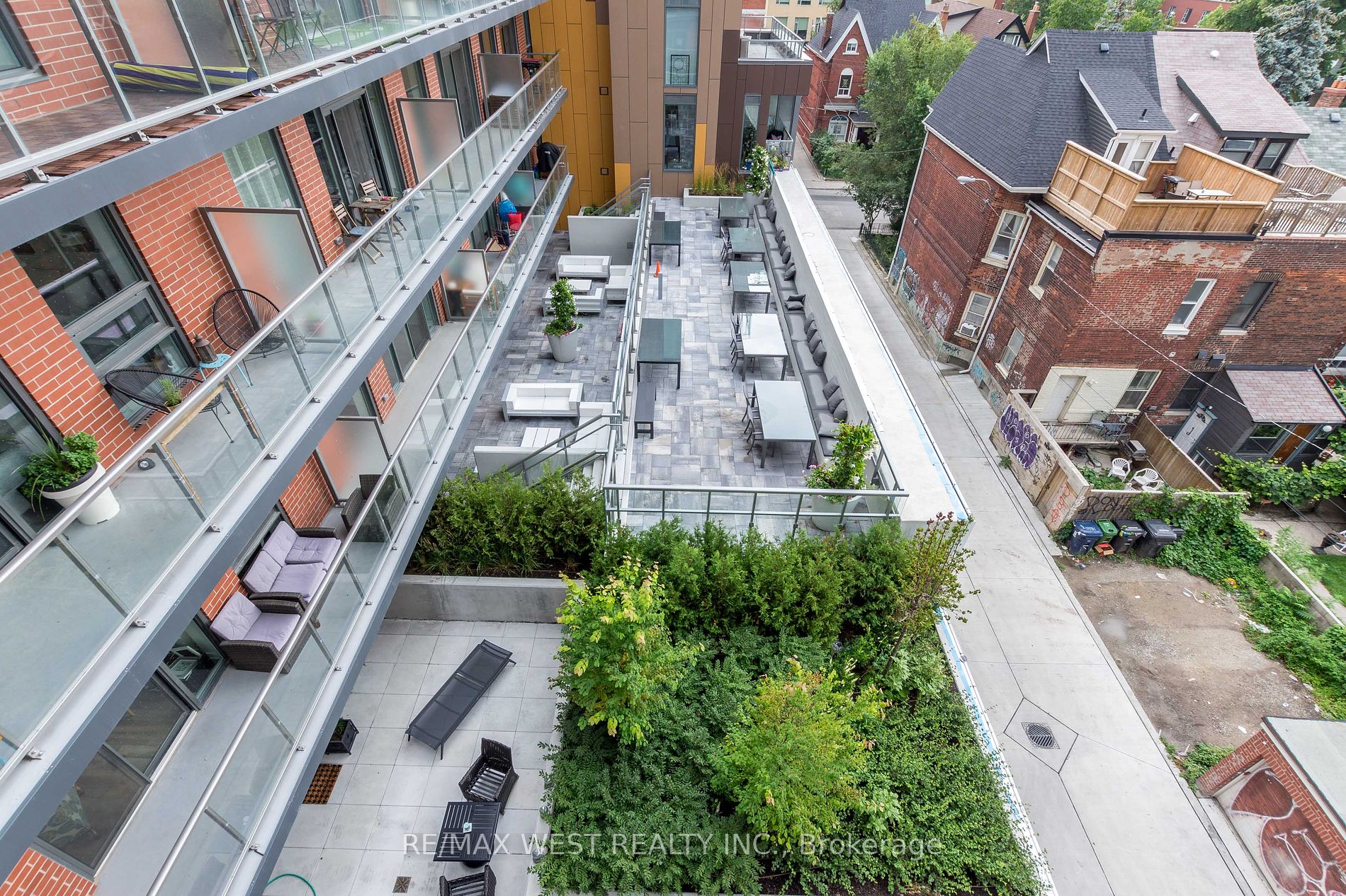 106 Dovercourt Rd, #504