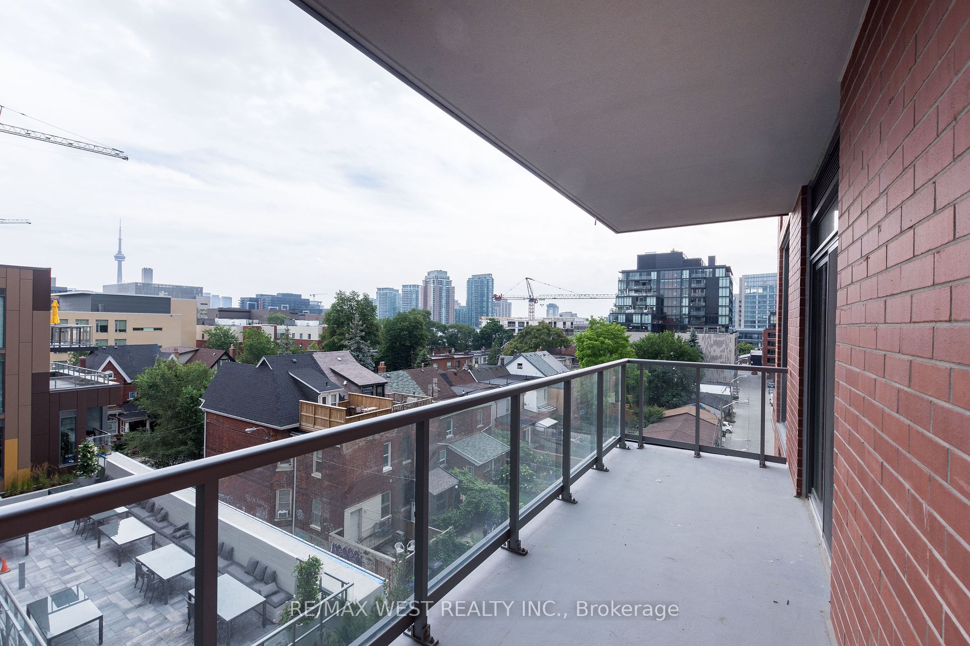 106 Dovercourt Rd, #504