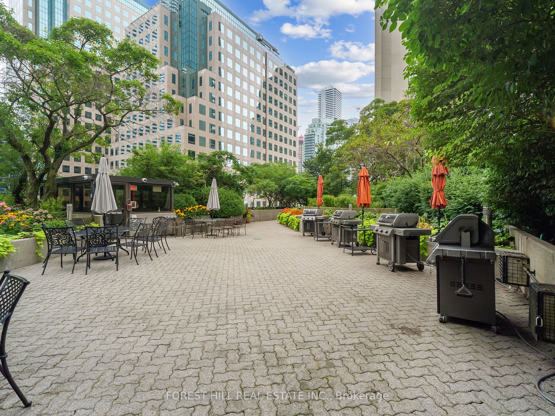 65 Harbour Square, #604