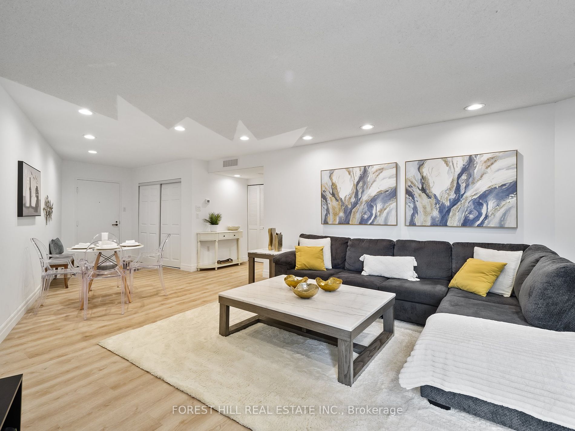 65 Harbour Square, #604
