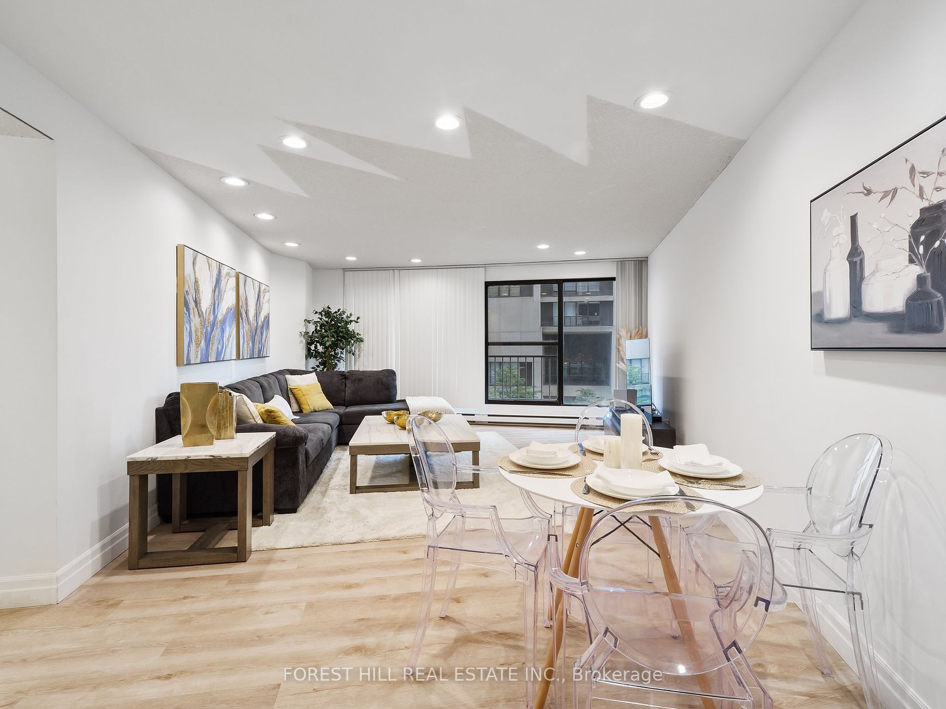 65 Harbour Square, #604