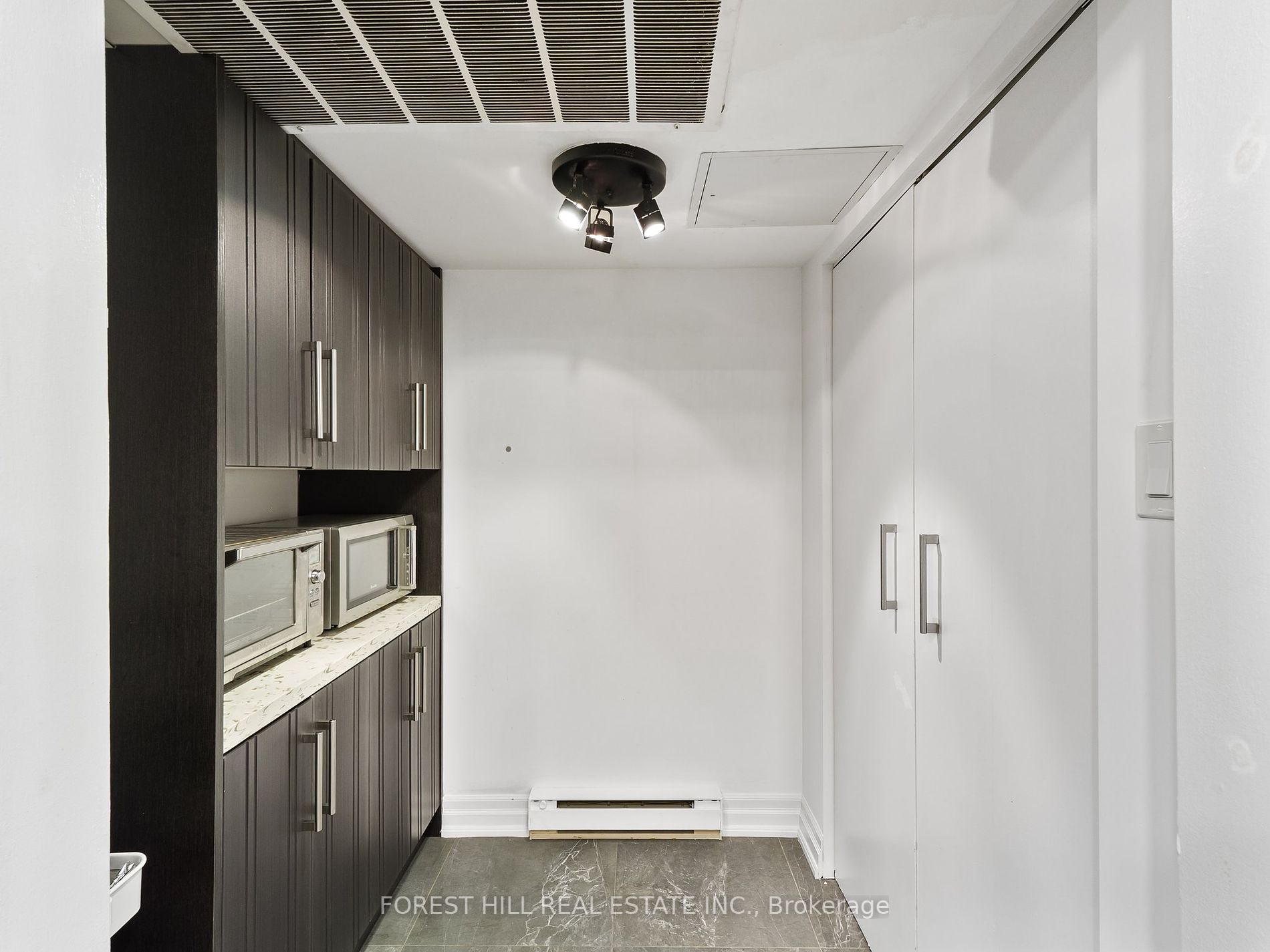 65 Harbour Square, #604