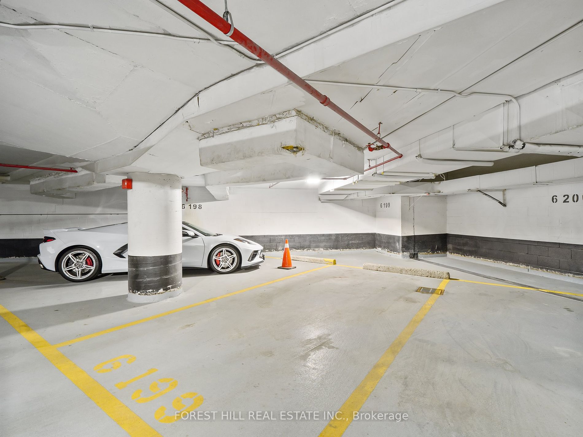 65 Harbour Square, #604