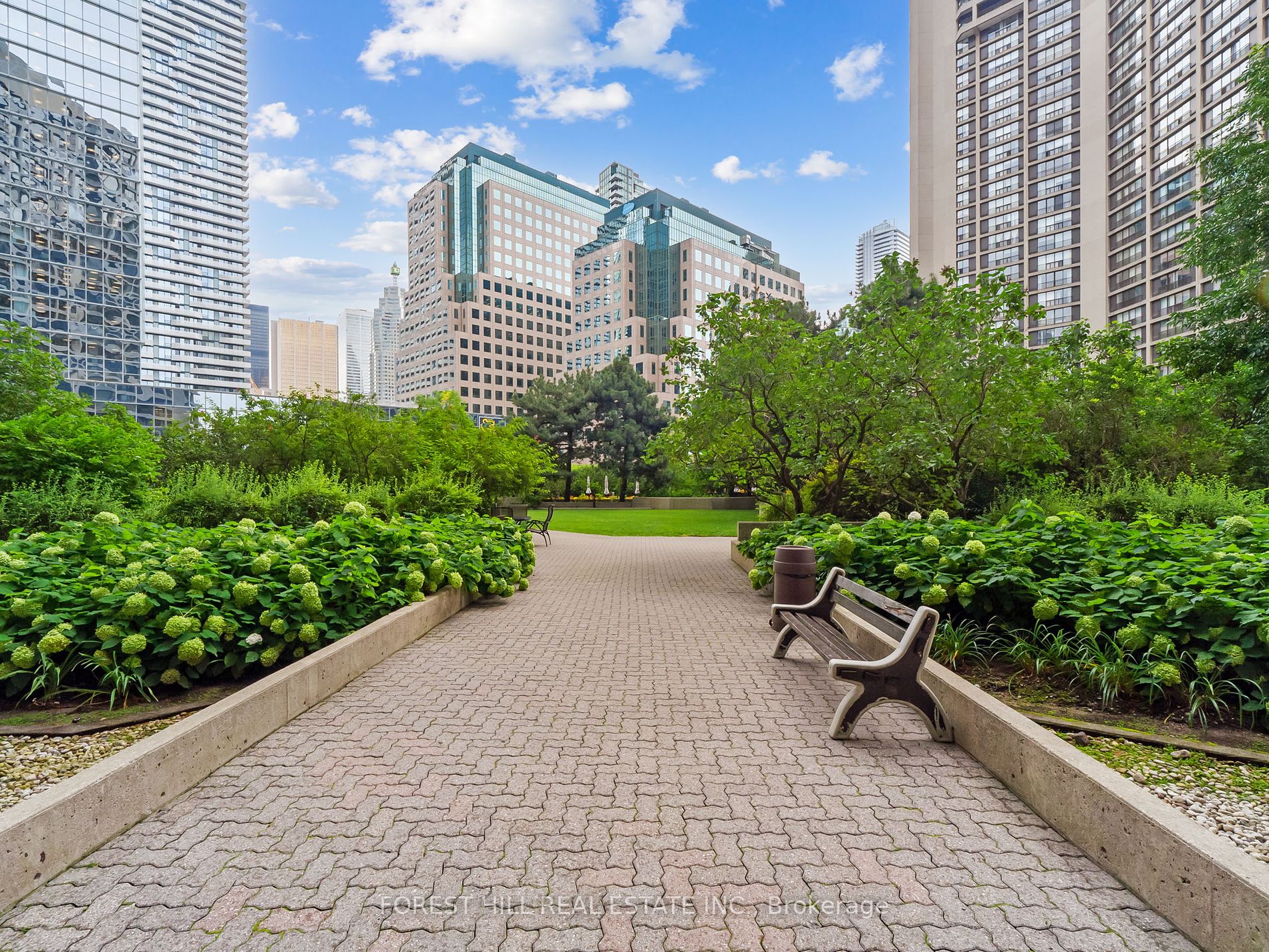 65 Harbour Square, #604