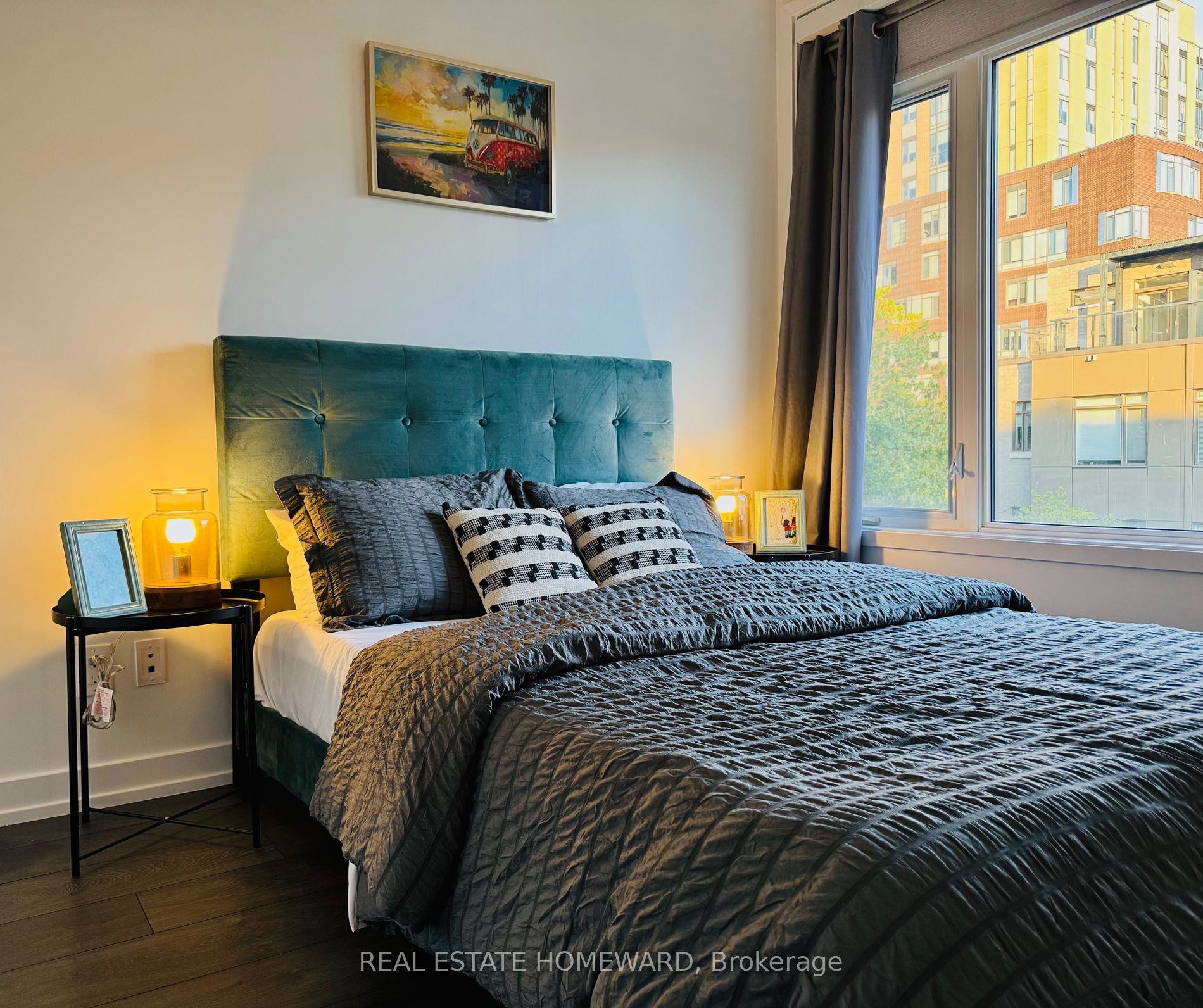 17 St. Bartholomew Street, #17