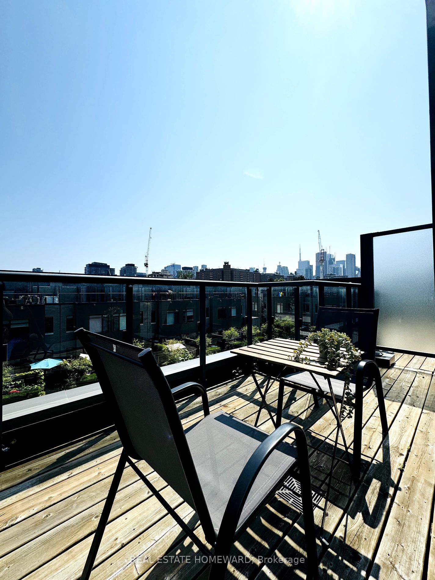 17 St. Bartholomew Street, #17
