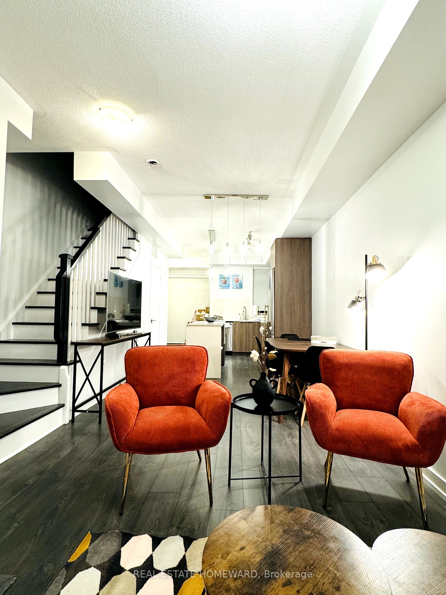 17 St. Bartholomew Street, #17