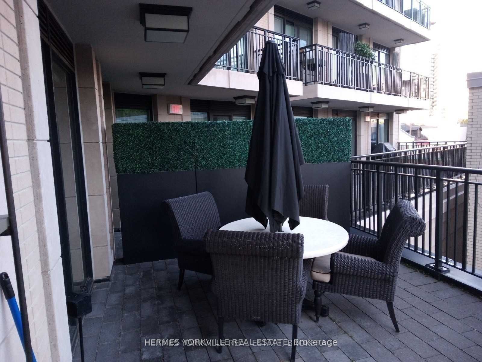 181 Davenport Road, #201