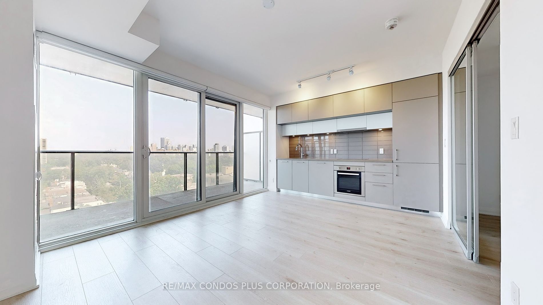 99 Foxbar Rd, #1407