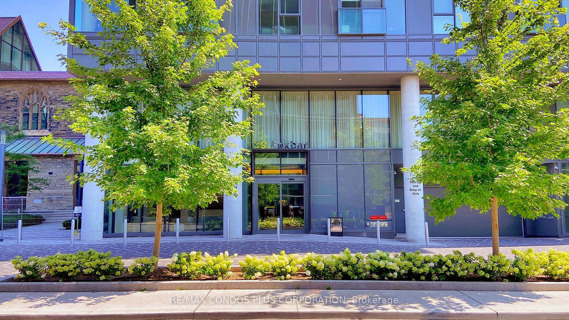 99 Foxbar Rd, #1407