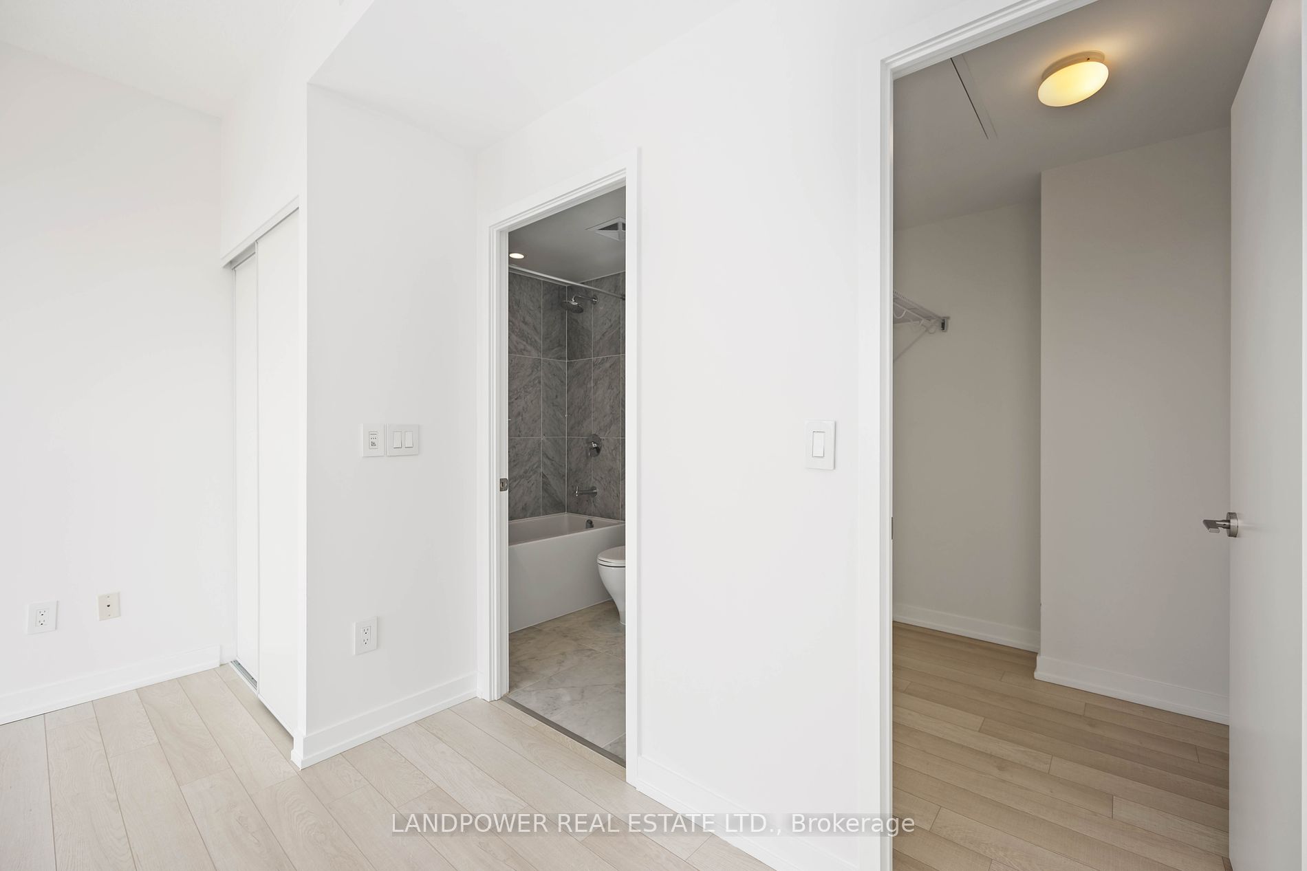 115 McMahon Drive, #1110
