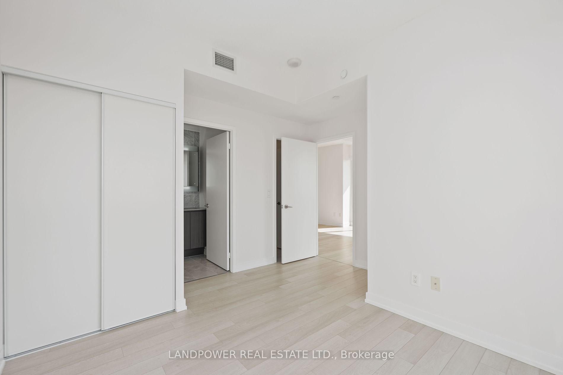 115 McMahon Drive, #1110