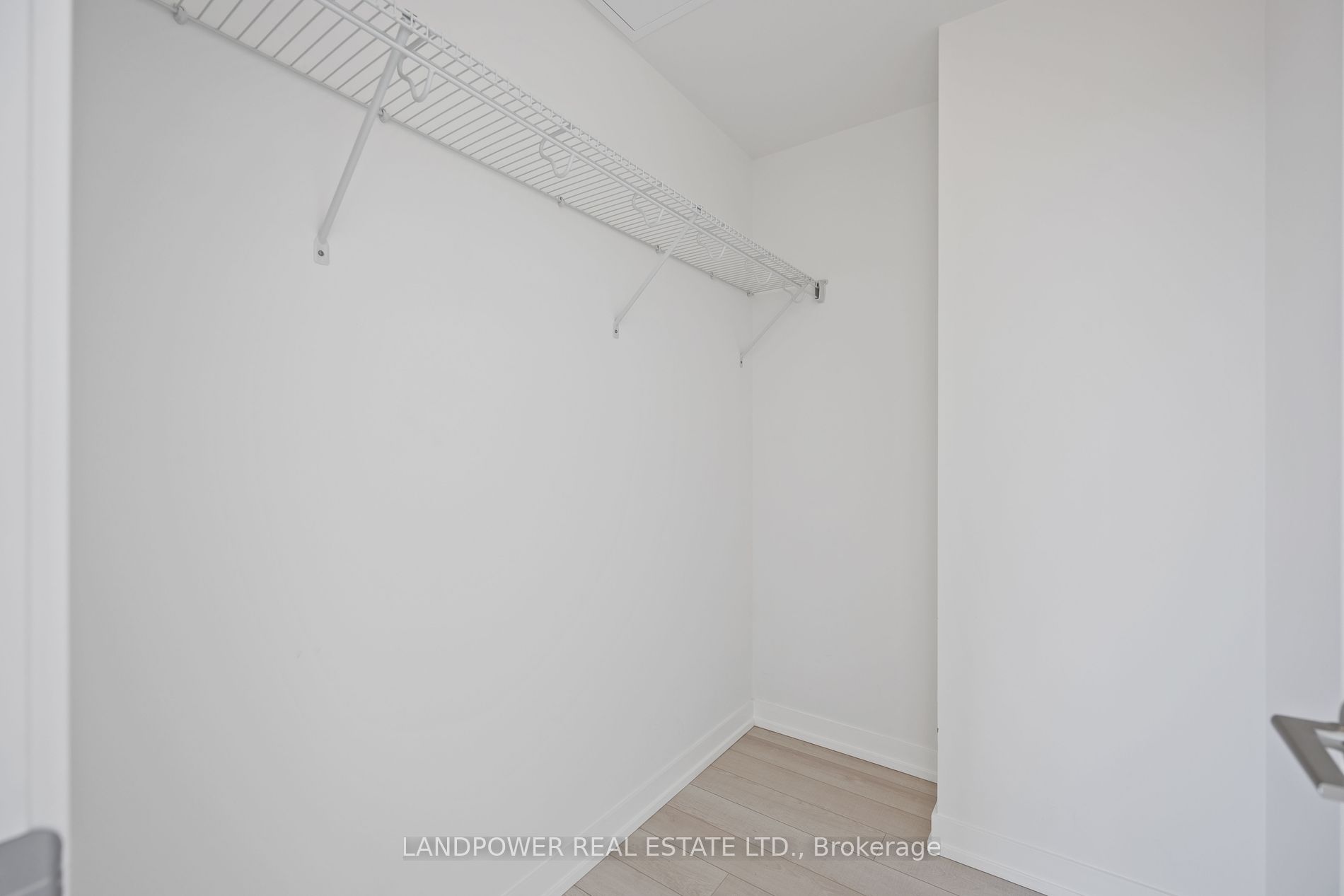 115 McMahon Drive, #1110