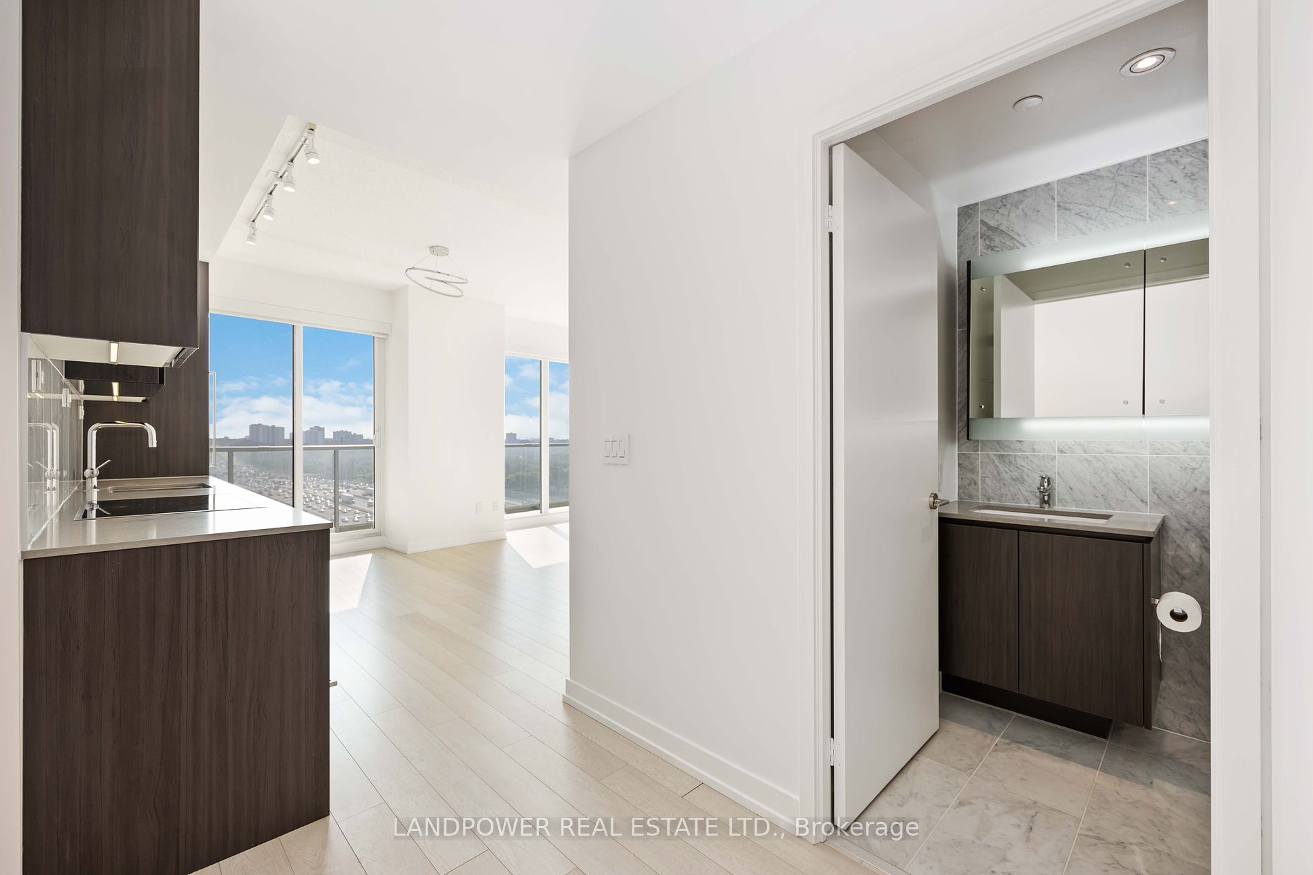 115 McMahon Drive, #1110