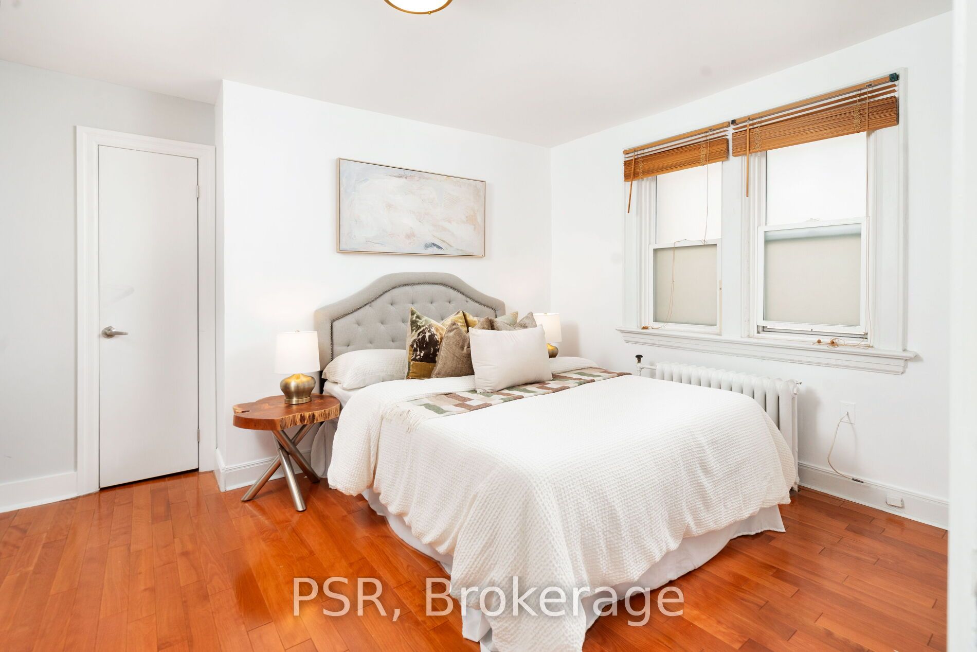 1599 Bathurst St, #16