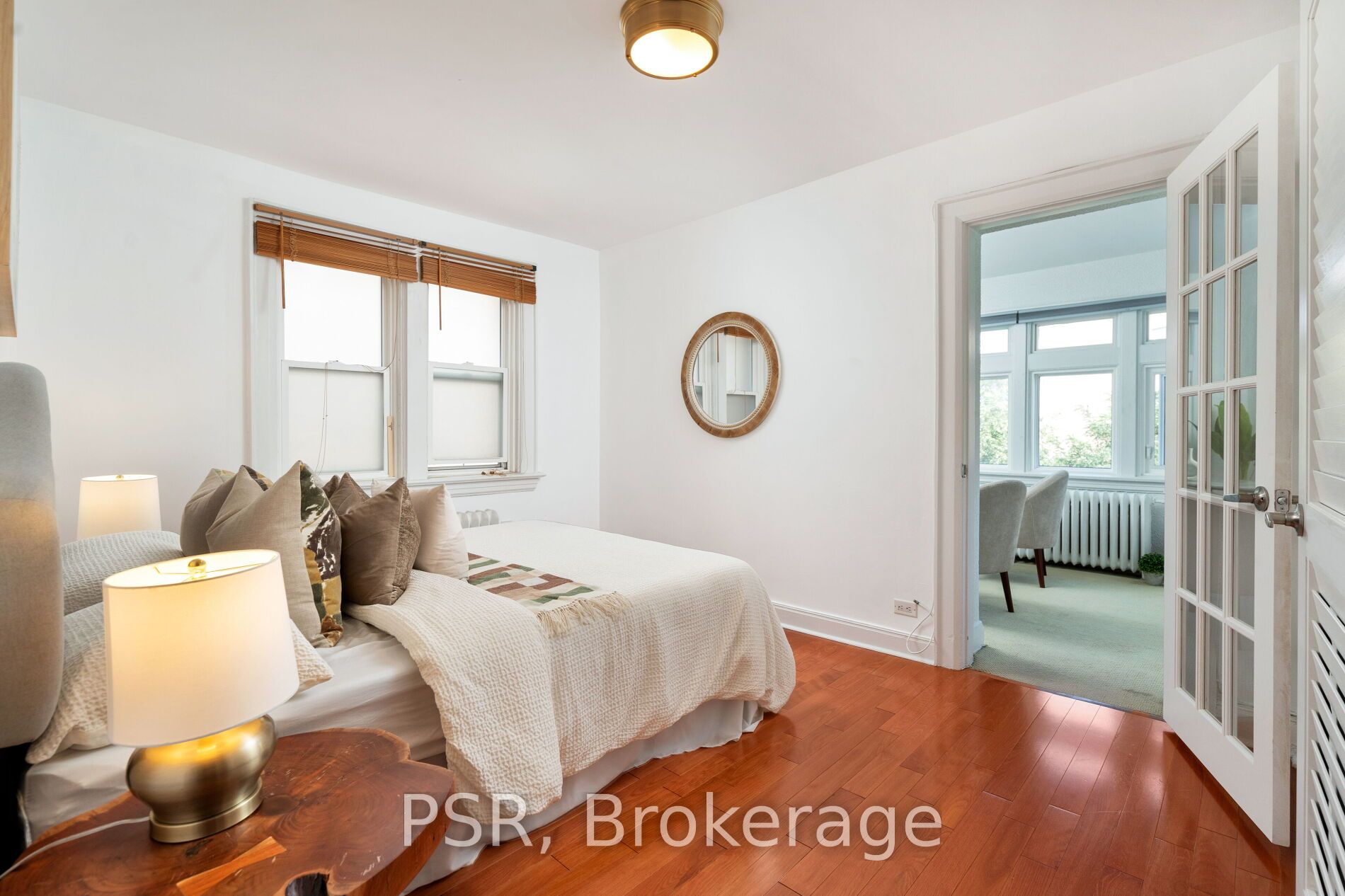 1599 Bathurst St, #16